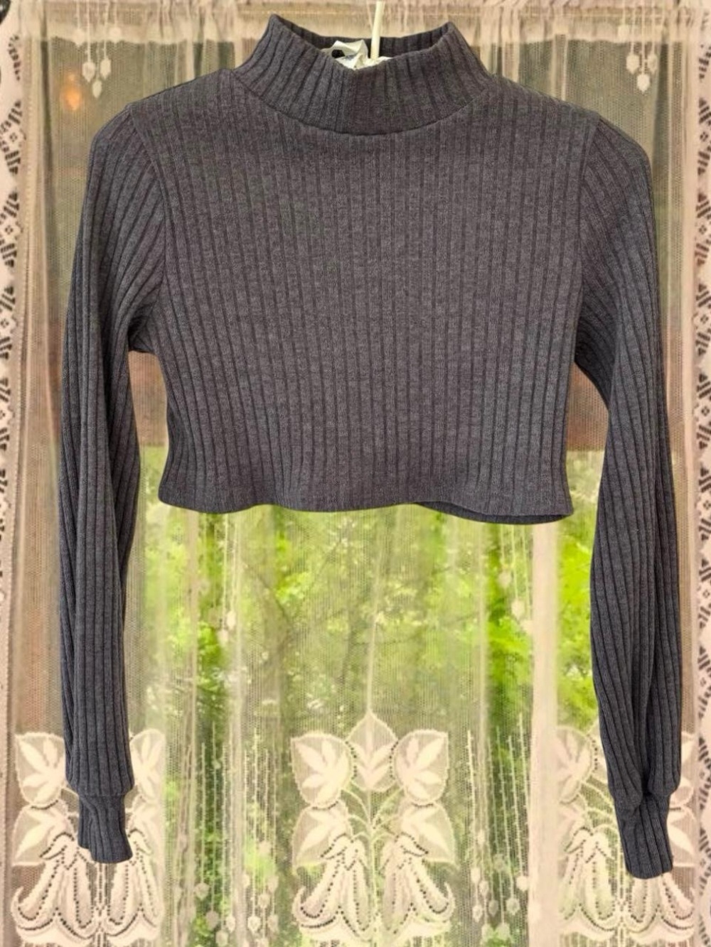 Cropped Turtleneck